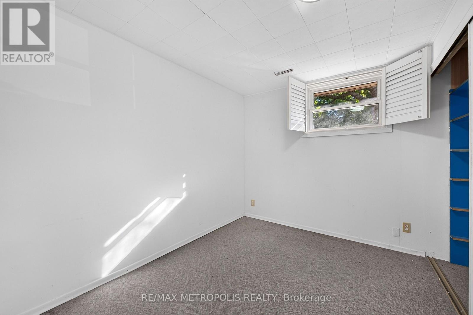 338 Millbank Drive Property Photo 36