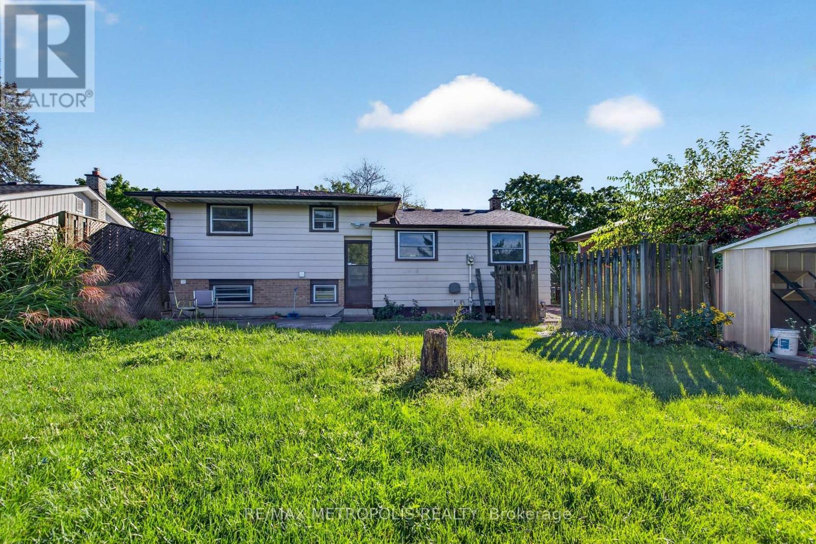 338 Millbank Drive Property Photo 39