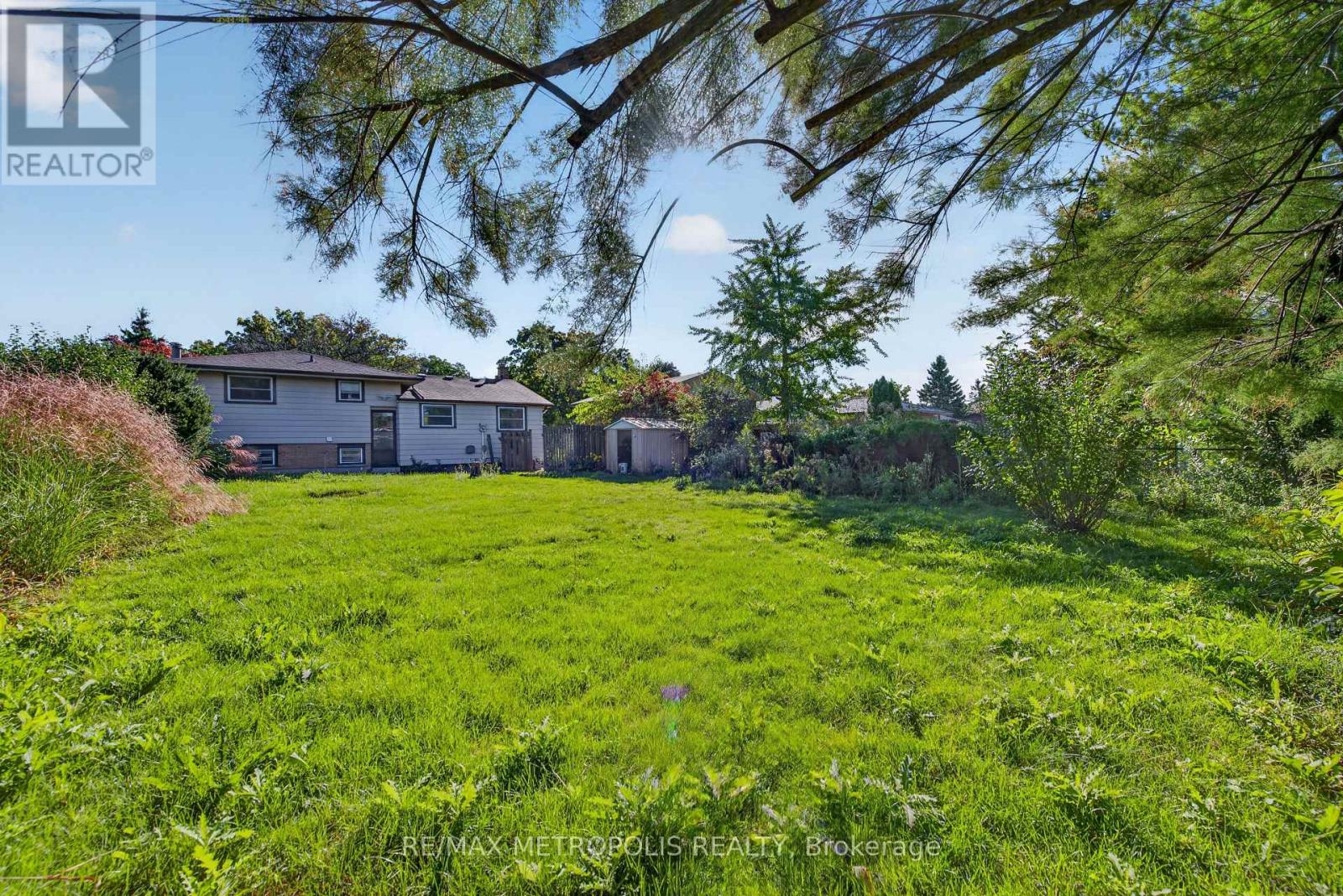 338 Millbank Drive Property Photo 42