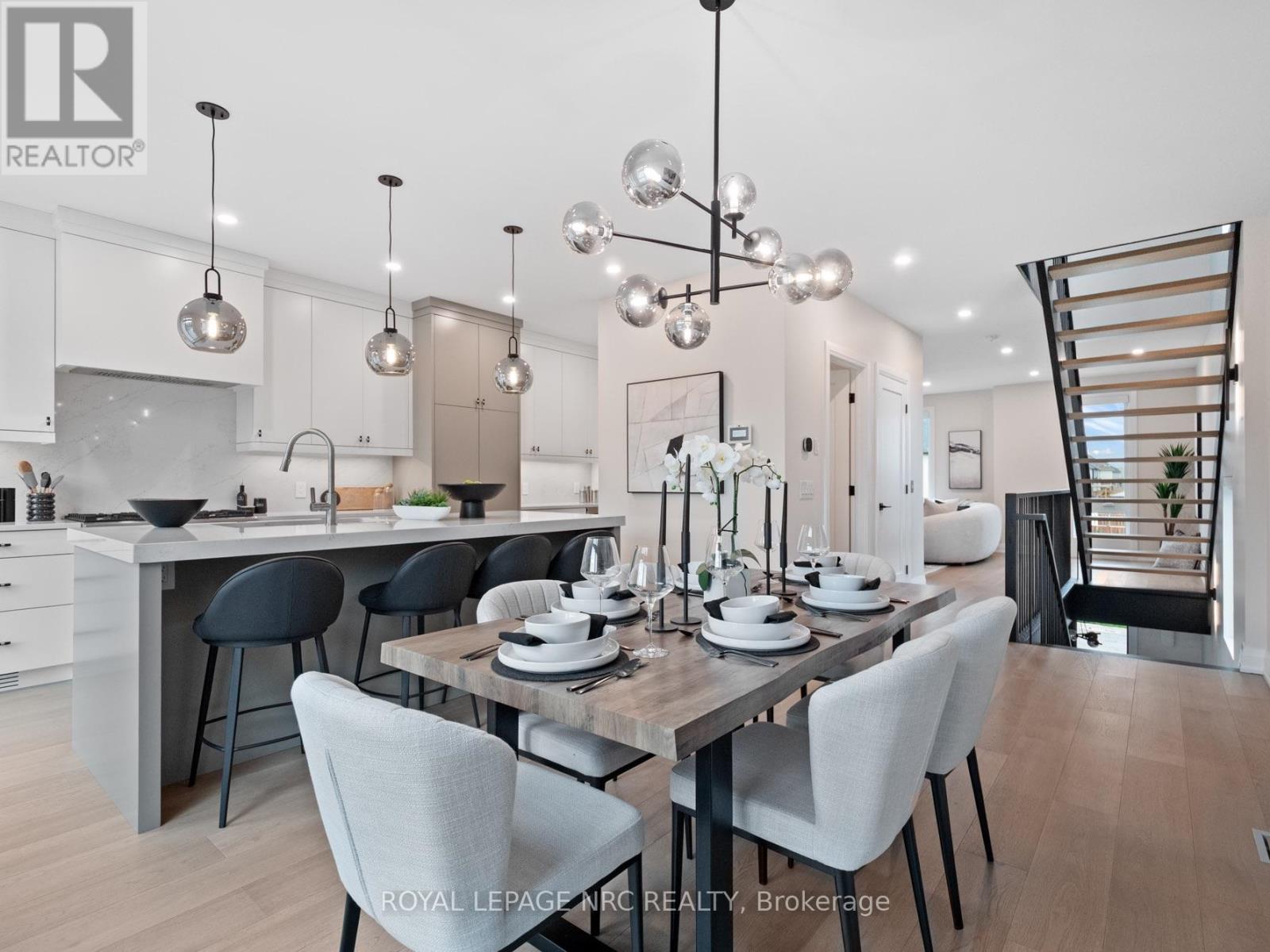 100 Moody Street Property Photo 21