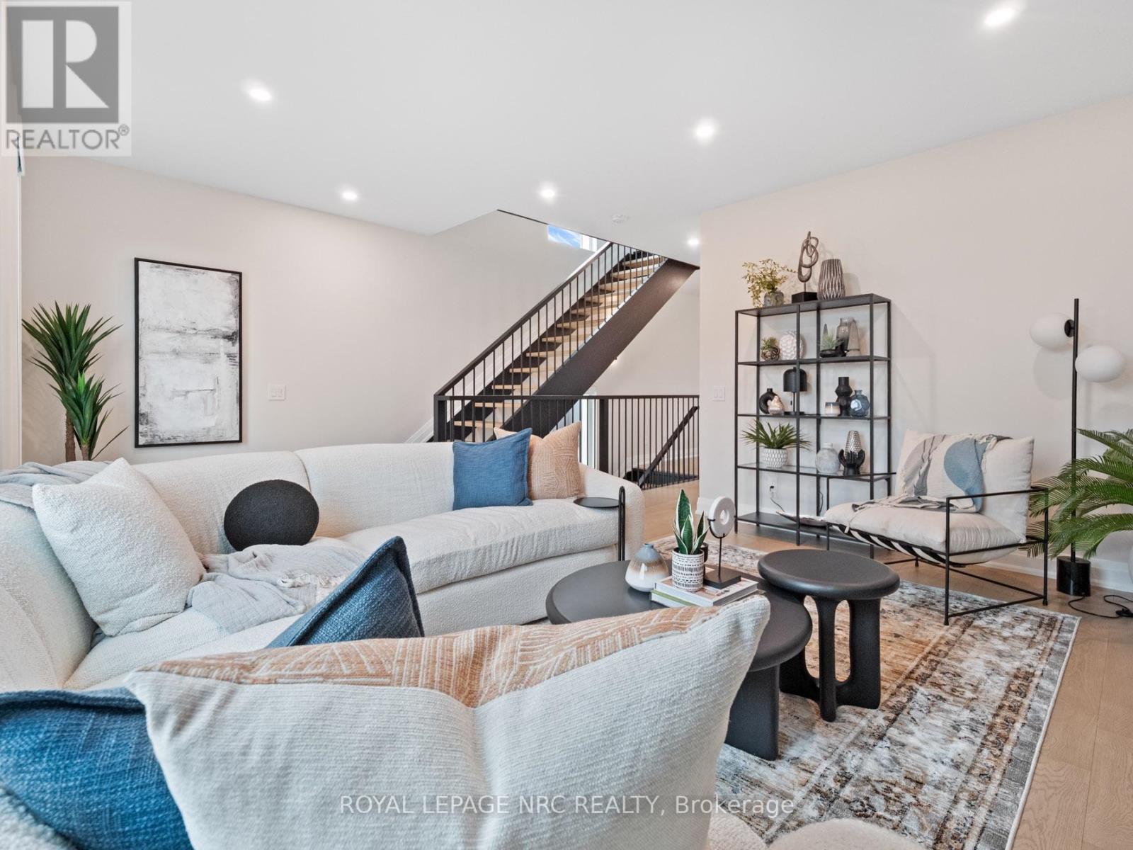 100 Moody Street Property Photo 29