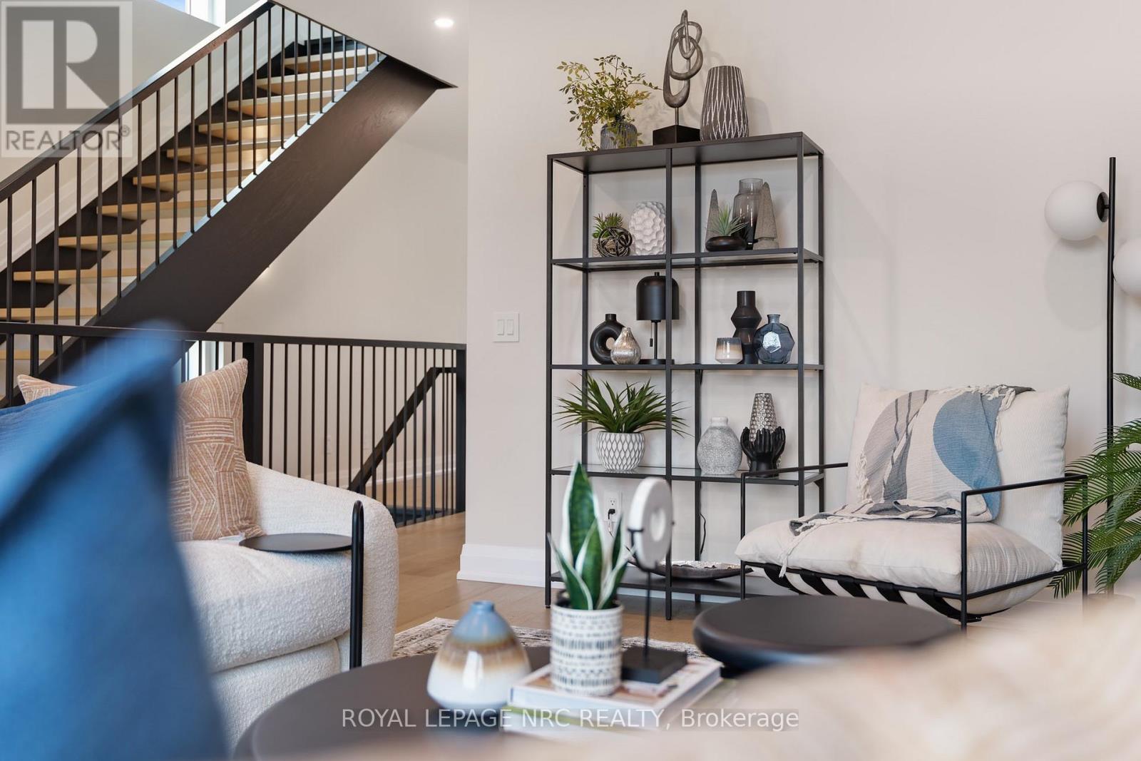 100 Moody Street Property Photo 31