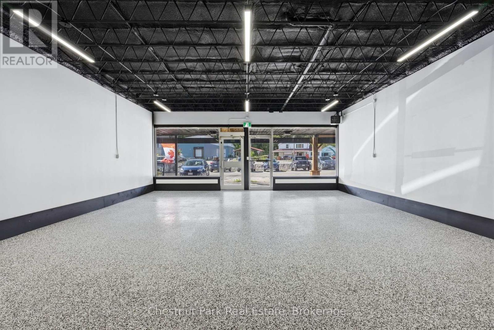 318 Ontario Street Property Photo 1