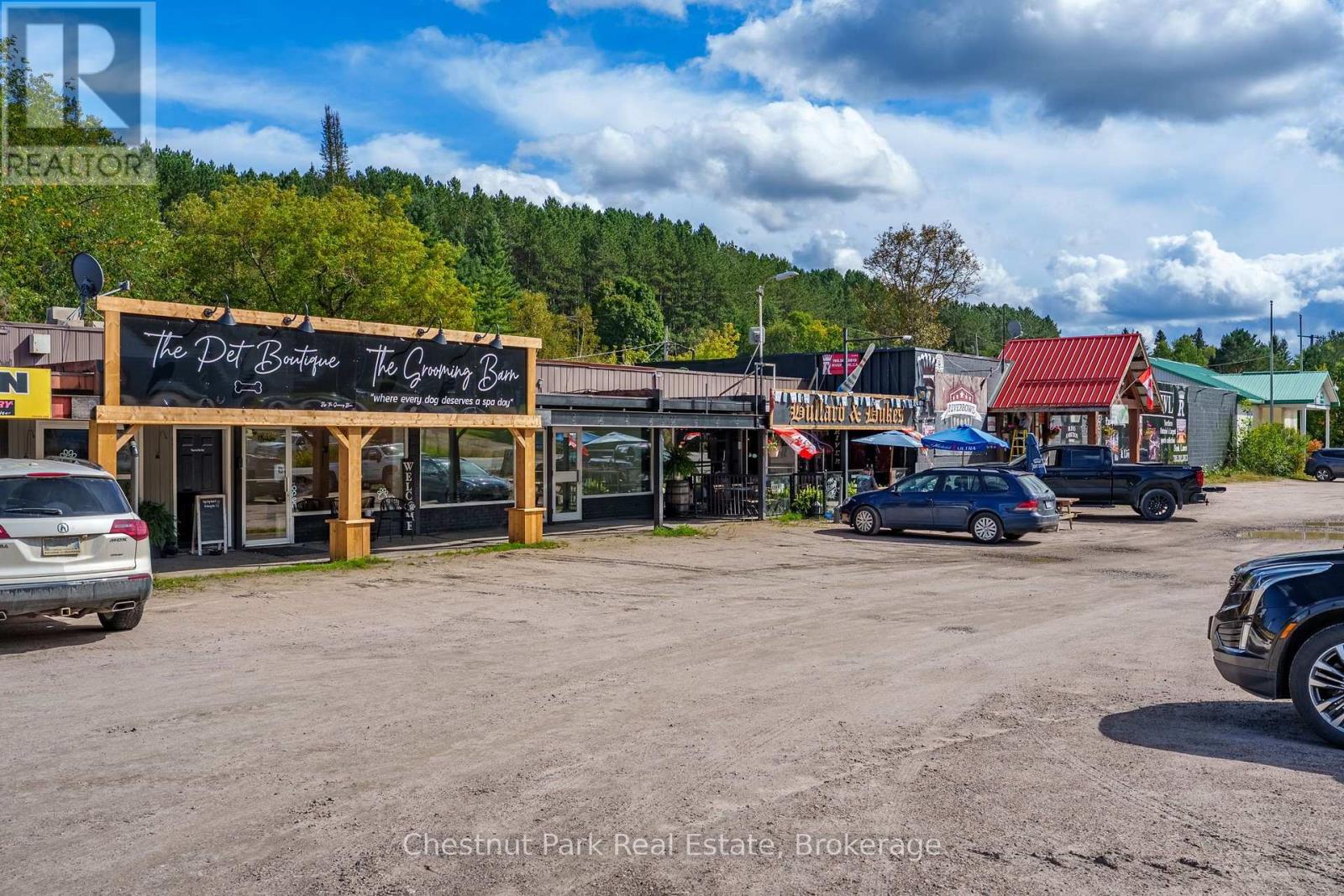 318 Ontario Street Property Photo 5