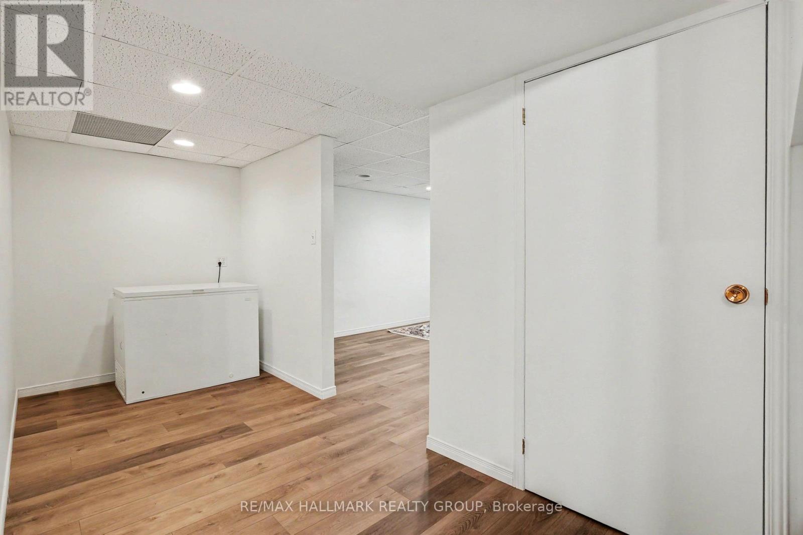 24 Garden Avenue Property Photo 21
