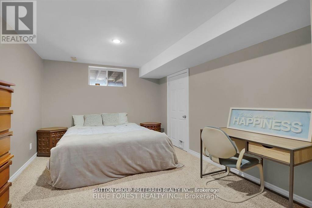 284 Exmouth Circle Property Photo 19