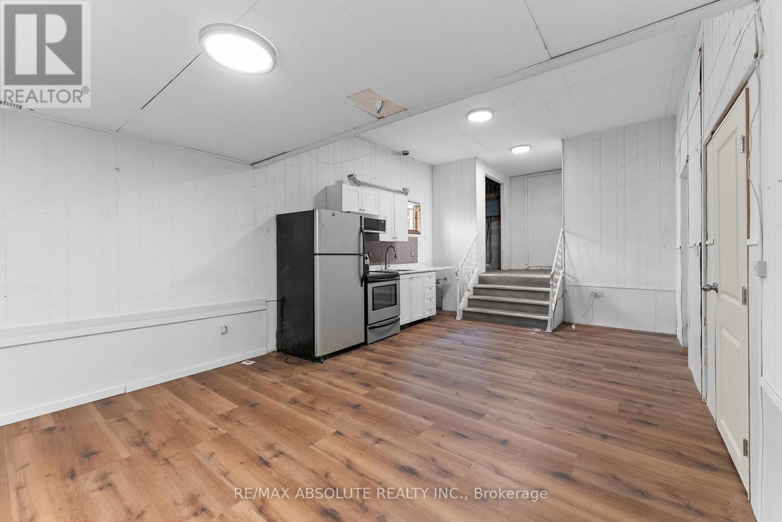 1112 Francis Street Property Photo 14