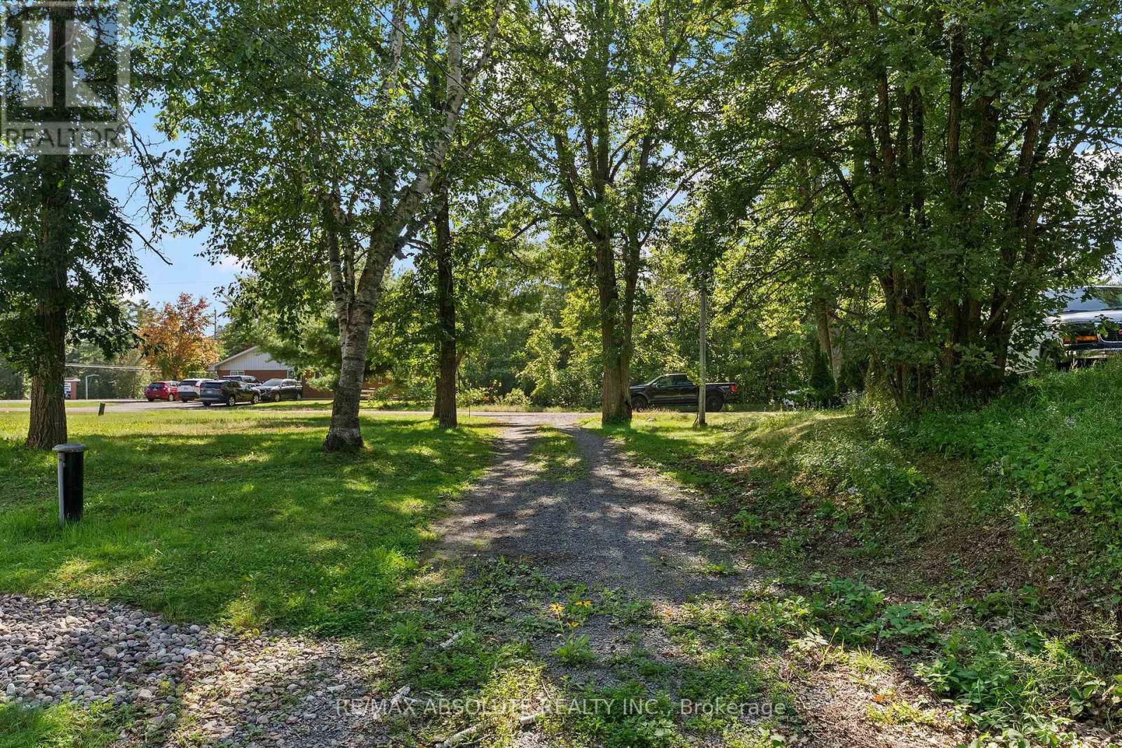 1112 Francis Street Property Photo 25