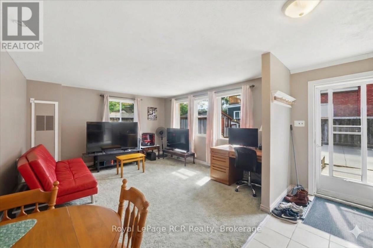 271 7th Street E Property Photo 29