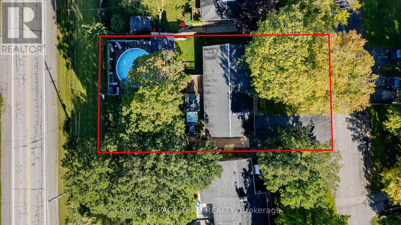 107 Peacock Crescent Property Photo 2