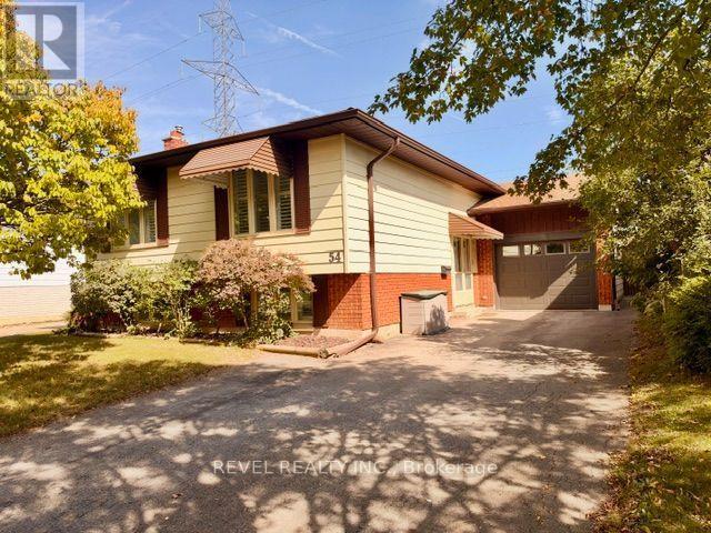 54 LYSANDA AVENUE