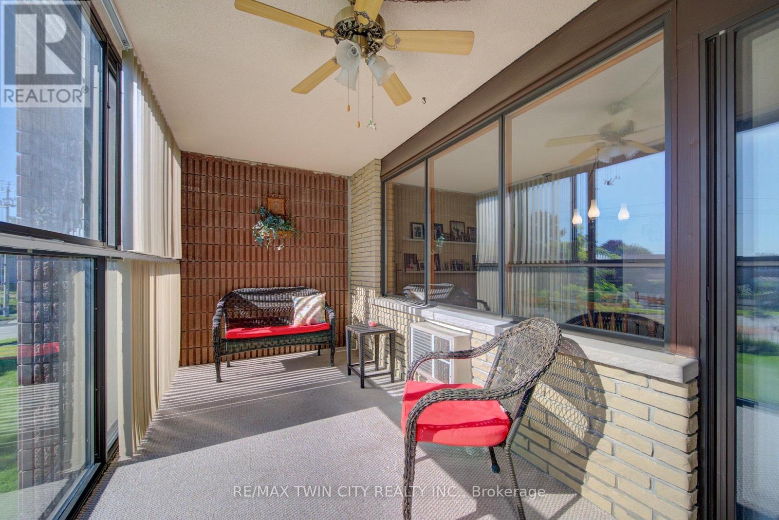 205 - 380 Champlain Boulevard Property Photo 16