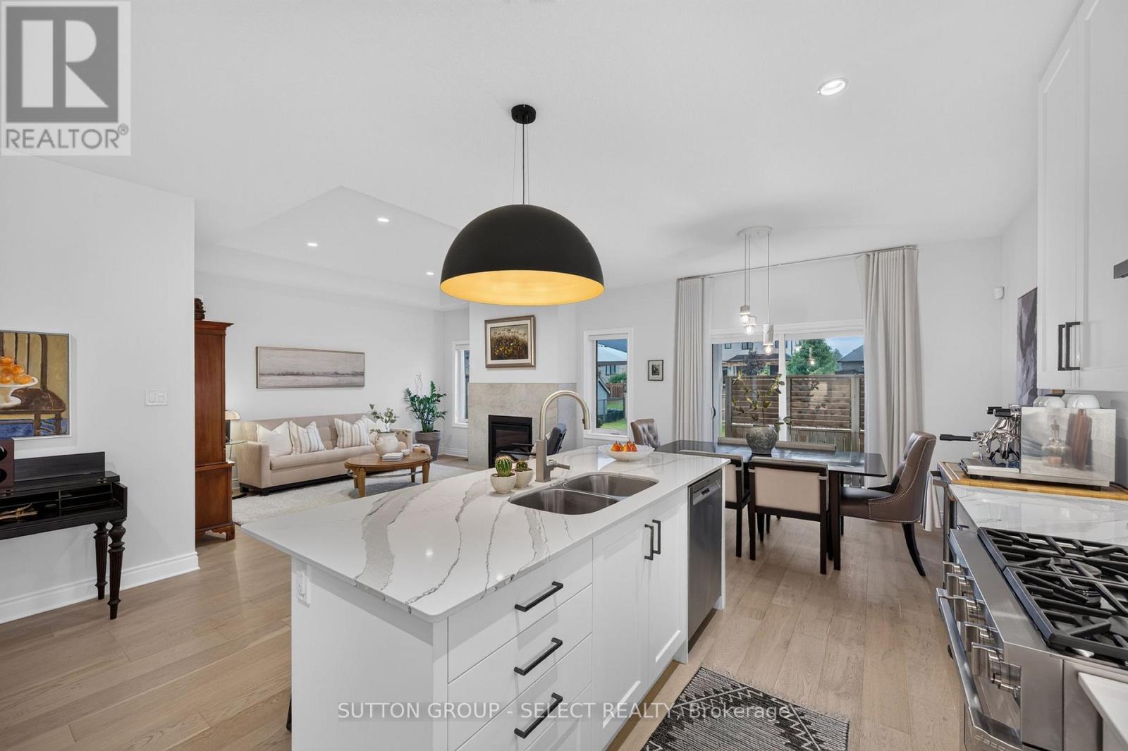 7 Violet Court Property Photo 12