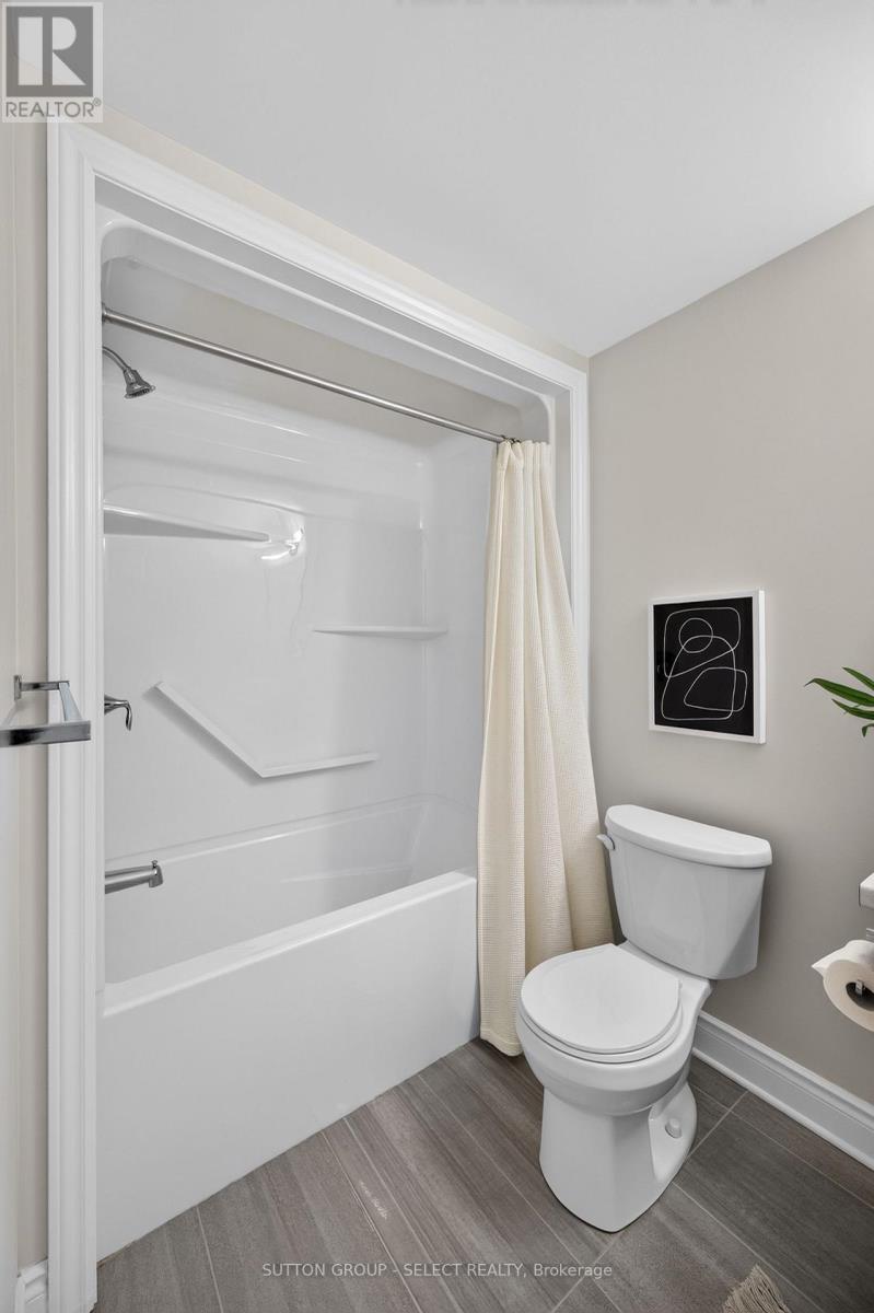 7 Violet Court Property Photo 27