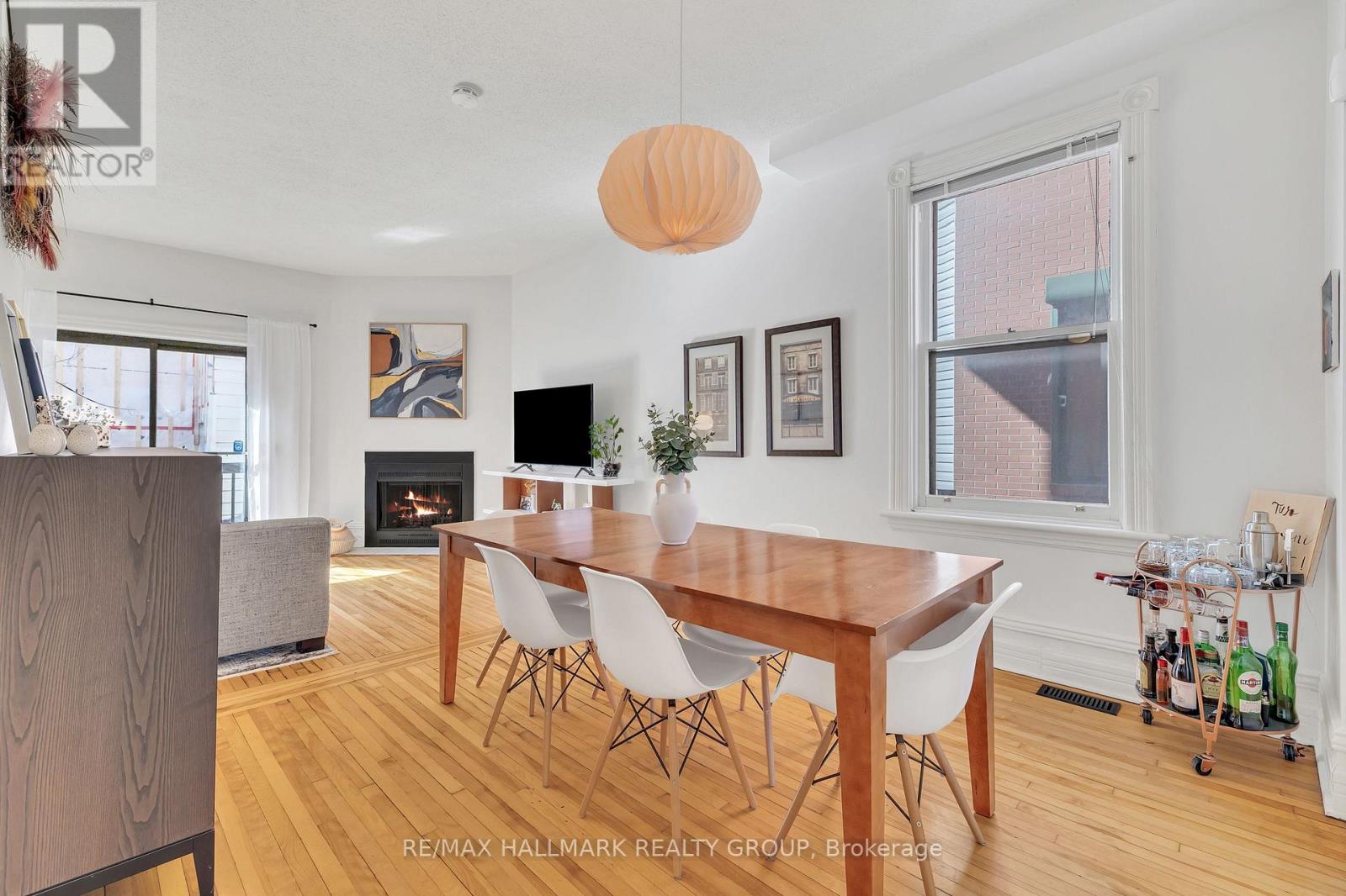 88 King Edward Avenue Property Photo 6