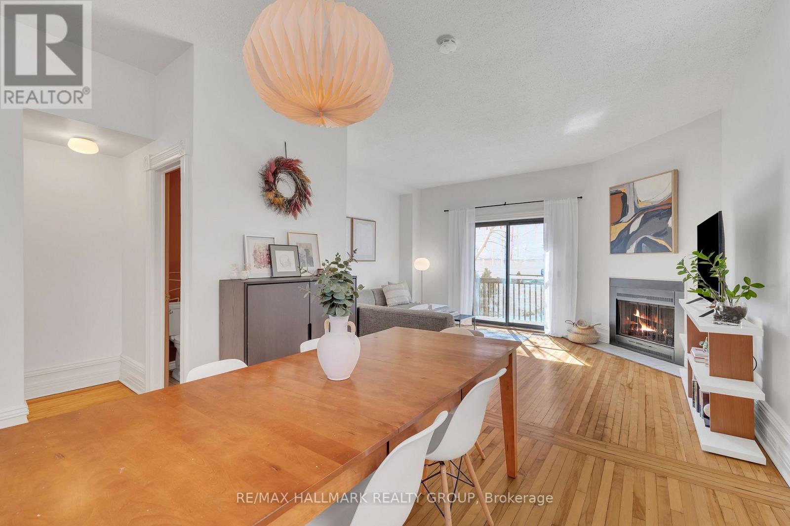 88 King Edward Avenue Property Photo 8