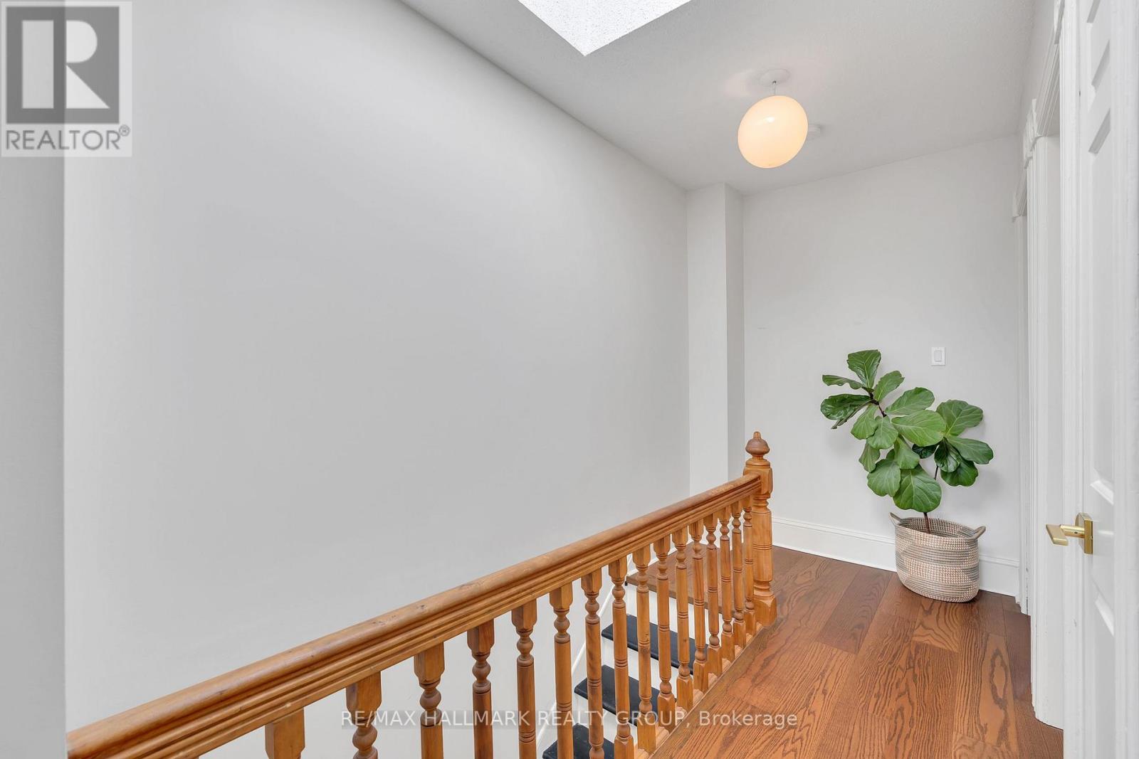 88 King Edward Avenue Property Photo 29