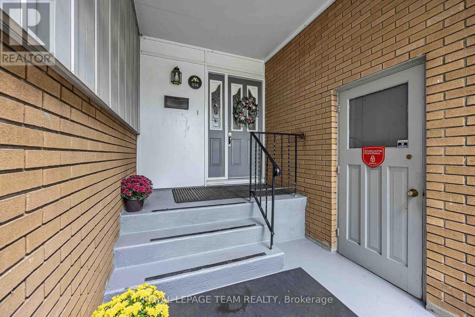 1174 Bonnie Crescent Property Photo 3