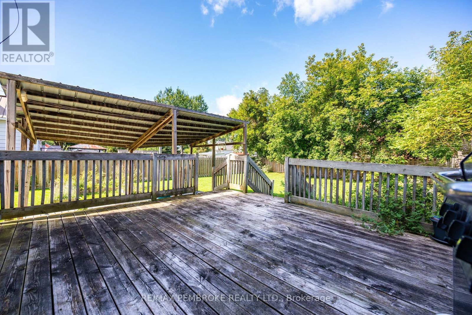 296 First Avenue N Property Photo 48