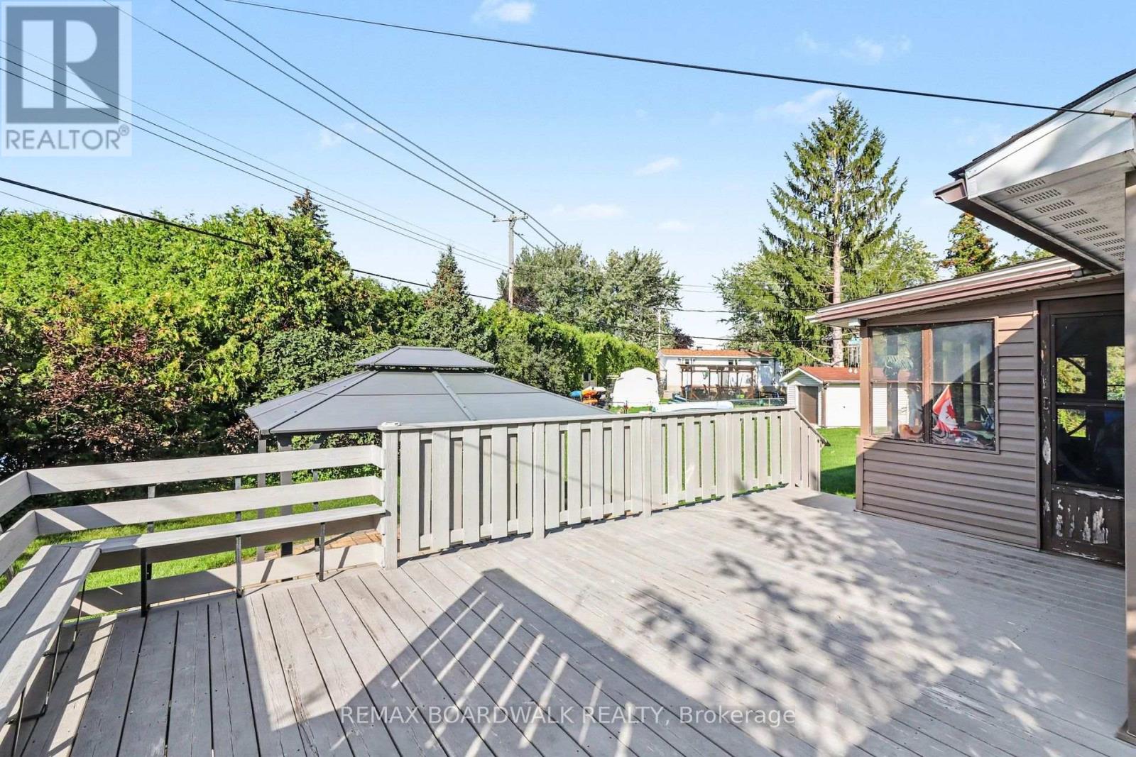 389 Hatfield Crescent Property Photo 47