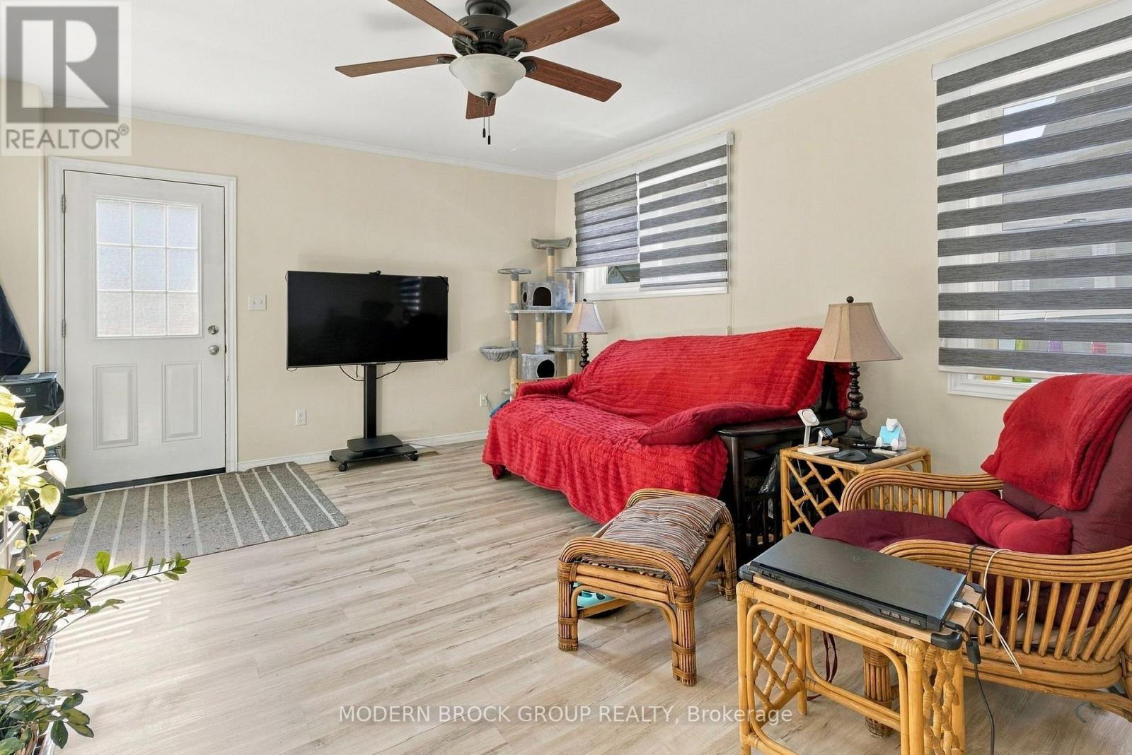 7 Elm Street Property Photo 6