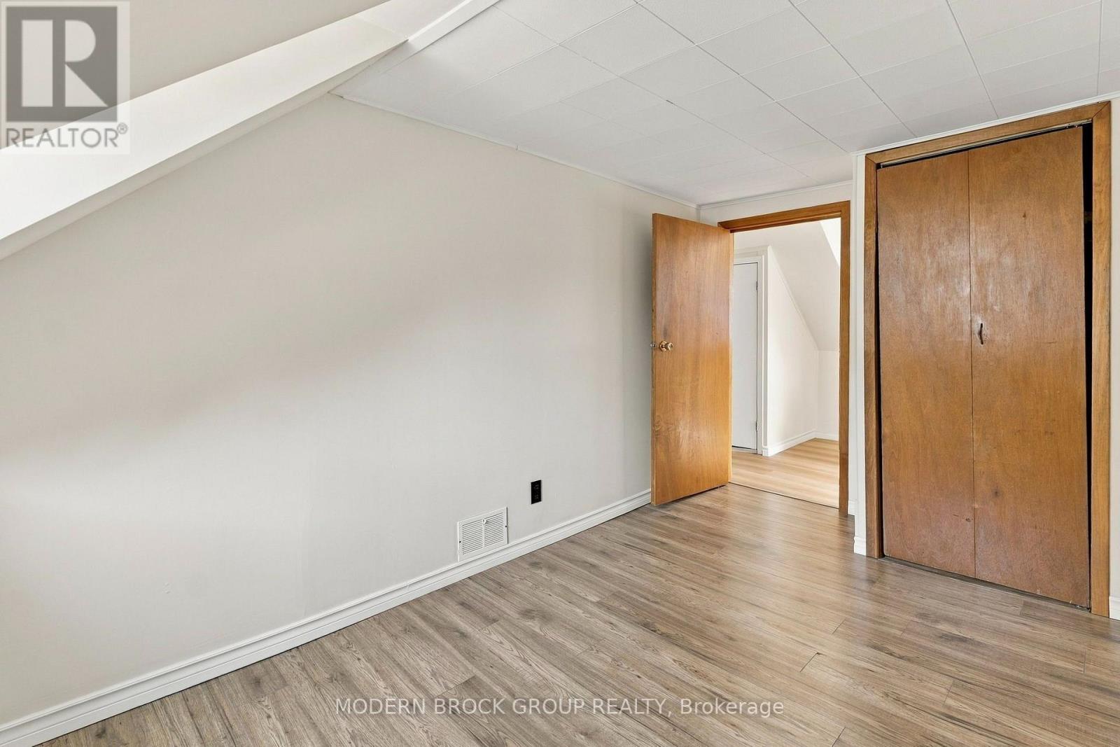 7 Elm Street Property Photo 21