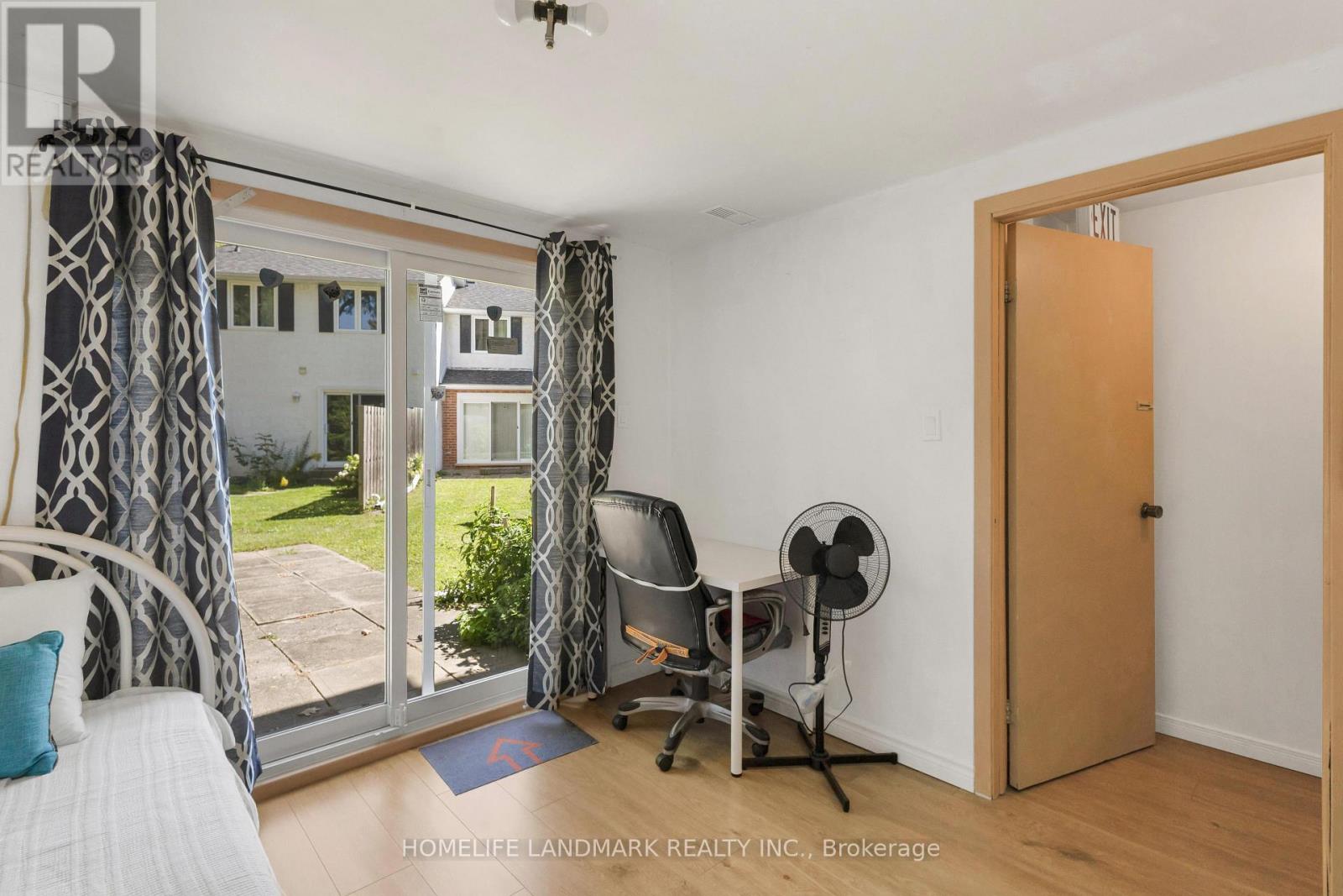 2 - 427 Keats Way Property Photo 21