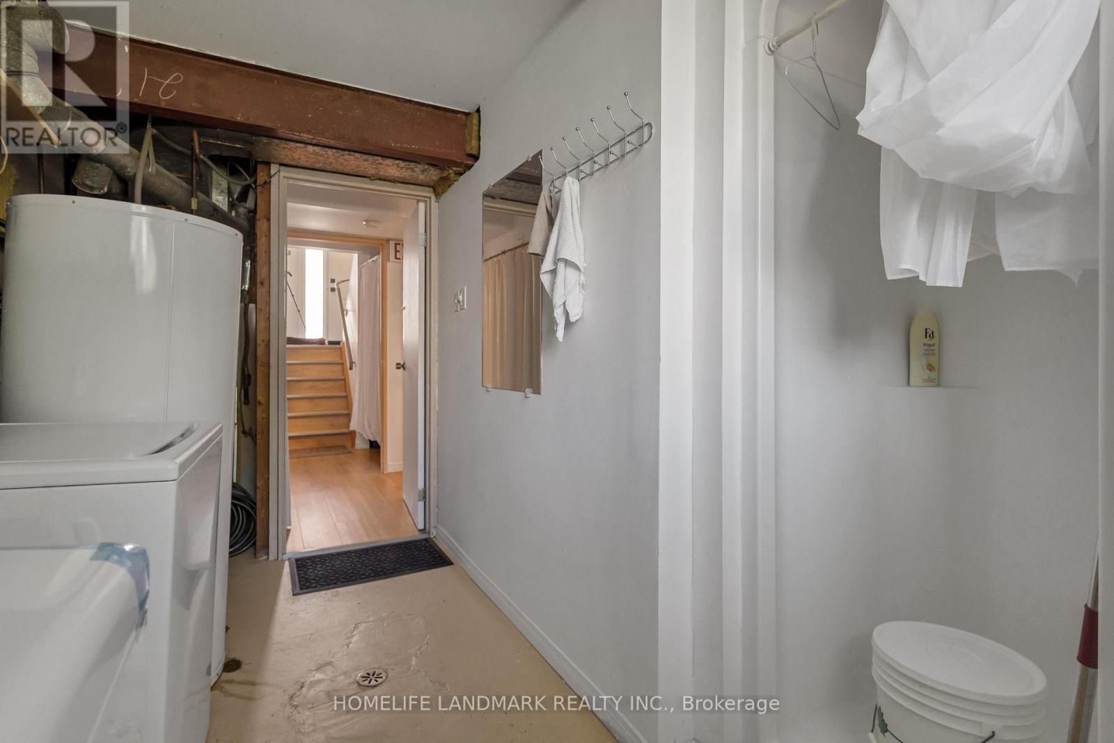 2 - 427 Keats Way Property Photo 23