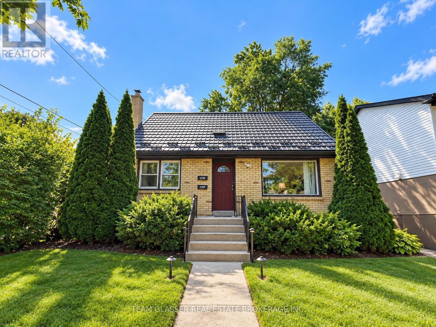 UPPER - 723 STRATHMEYER STREET Property Photo 1