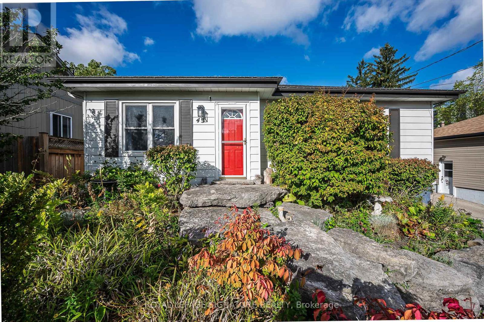 43 LAKE AVENUE N Property Photo 1