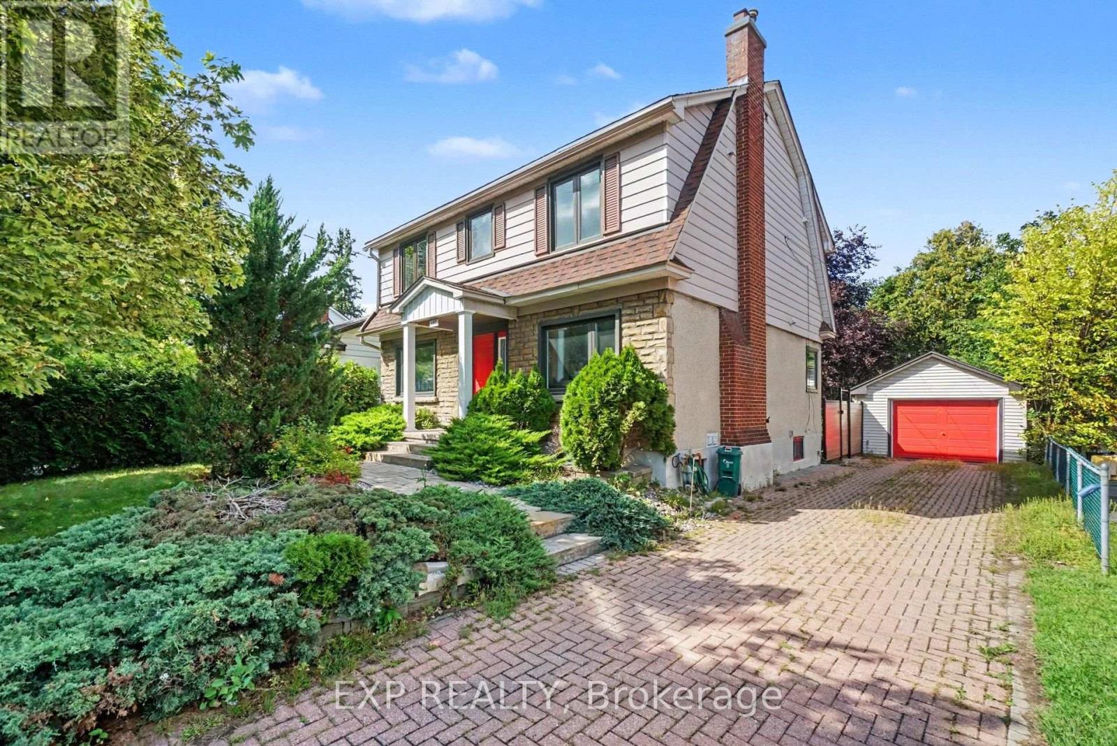 105 Donald Street Property Photo 1