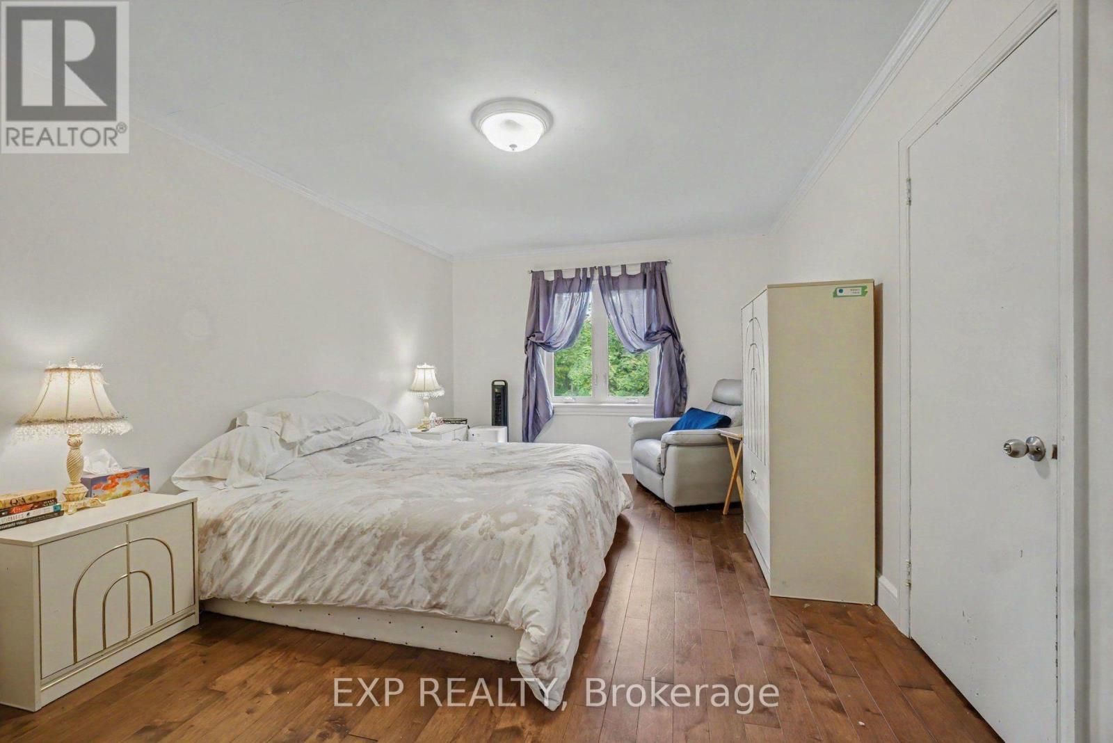 105 Donald Street Property Photo 8