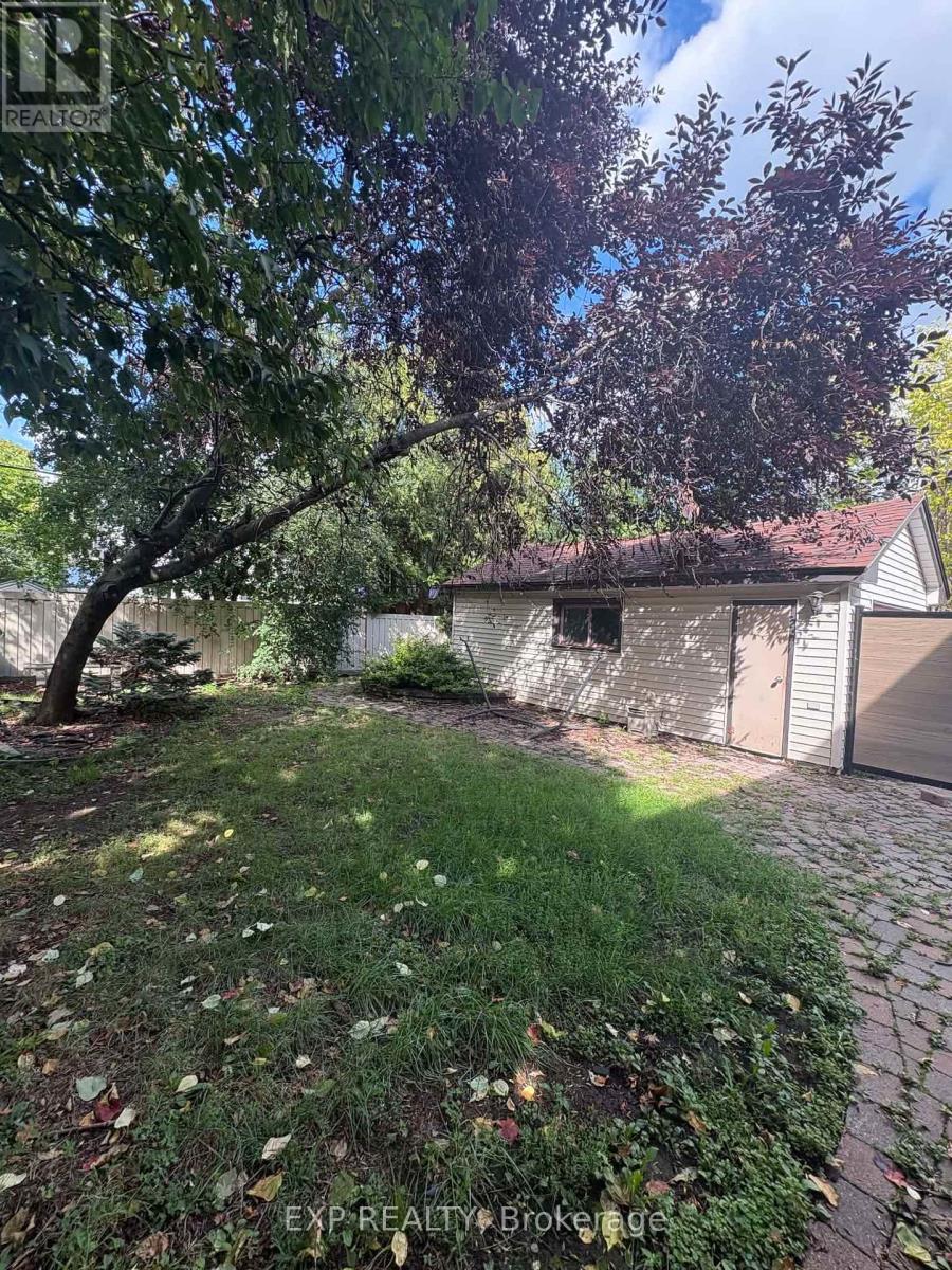105 Donald Street Property Photo 24
