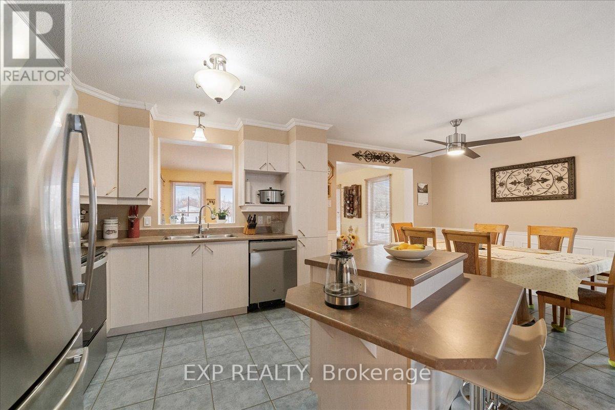 213 Longueuil Street Property Photo 20