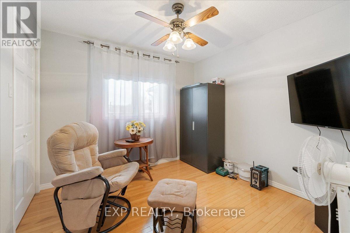 213 Longueuil Street Property Photo 30