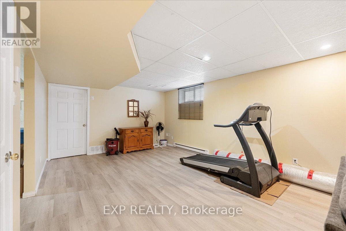 213 Longueuil Street Property Photo 37