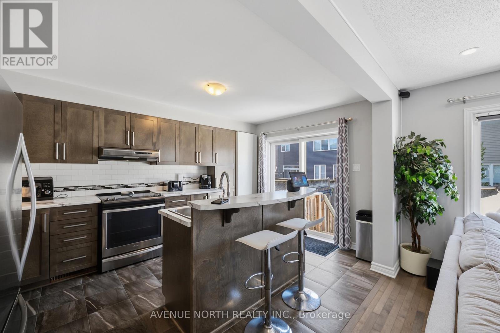 6363 Renaud Road Property Photo 12