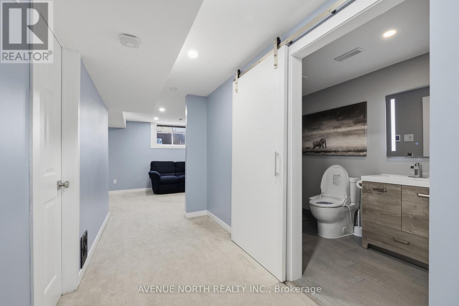 6363 Renaud Road Property Photo 32