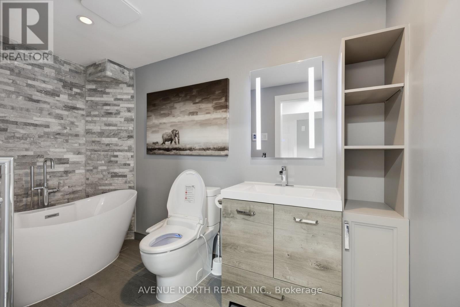 6363 Renaud Road Property Photo 34