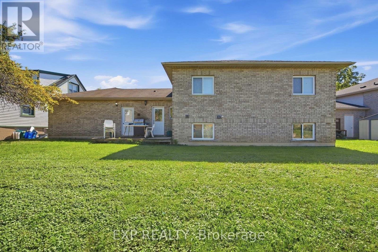 59 Parker Street Property Photo 43