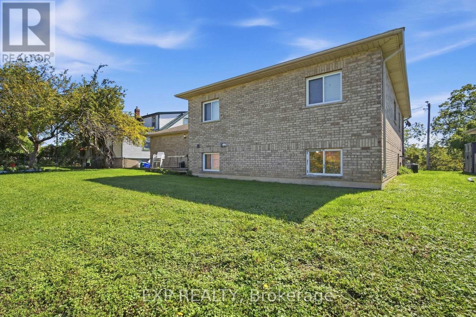 59 Parker Street Property Photo 44