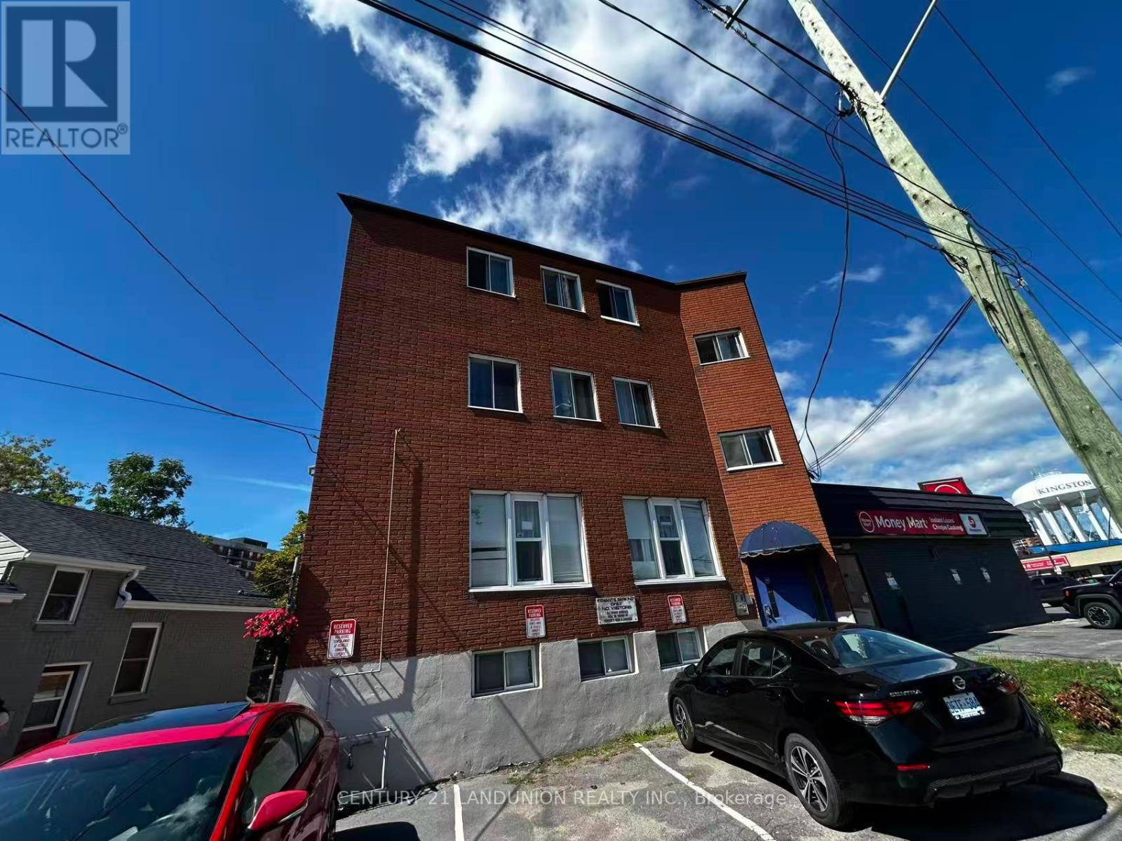 442 Macdonnell Street Property Photo 3