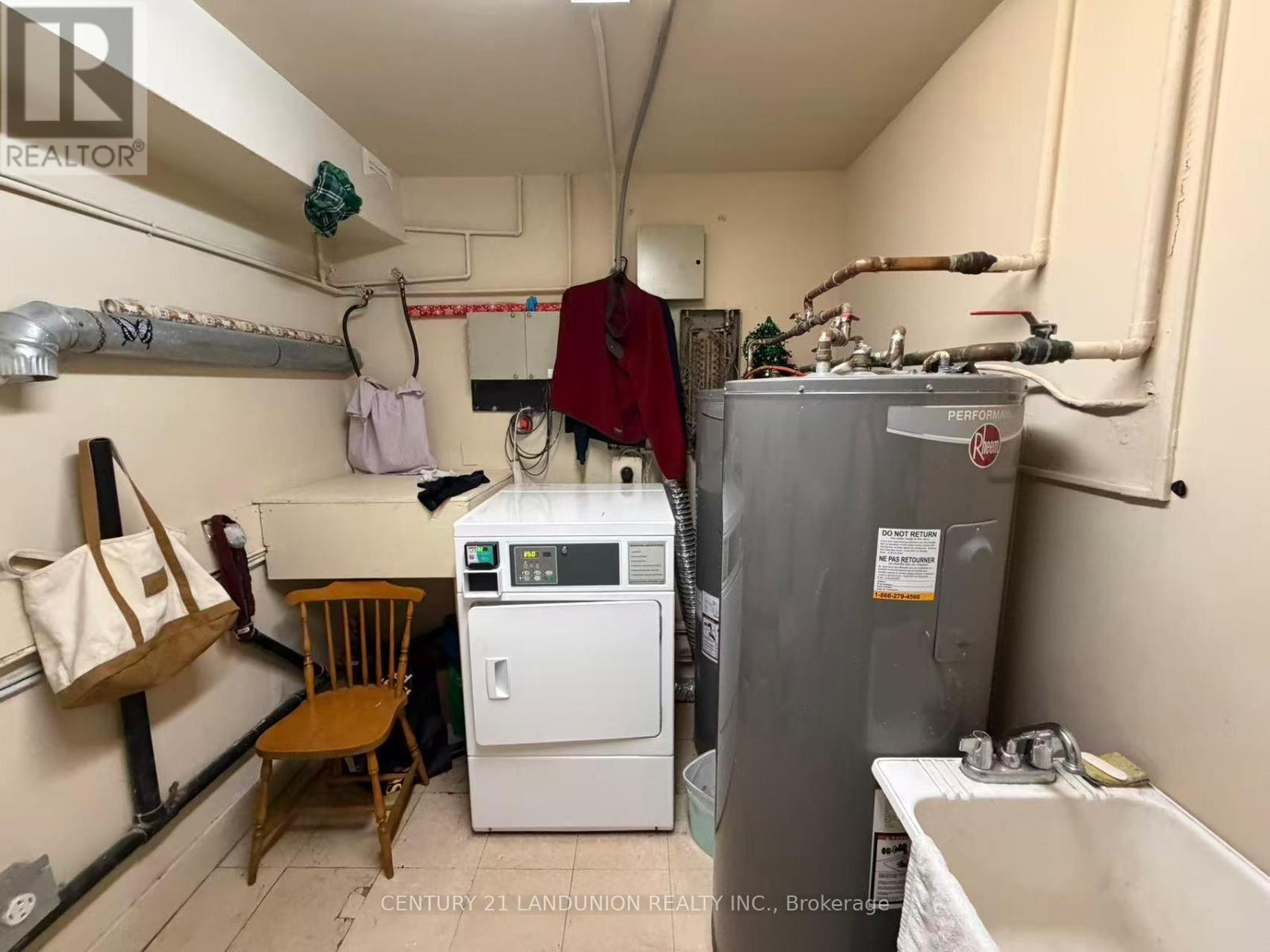 442 Macdonnell Street Property Photo 18