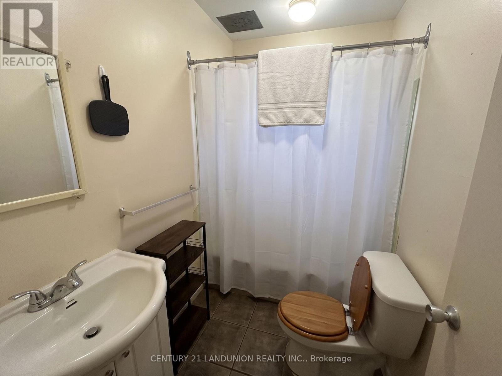 442 Macdonnell Street Property Photo 35