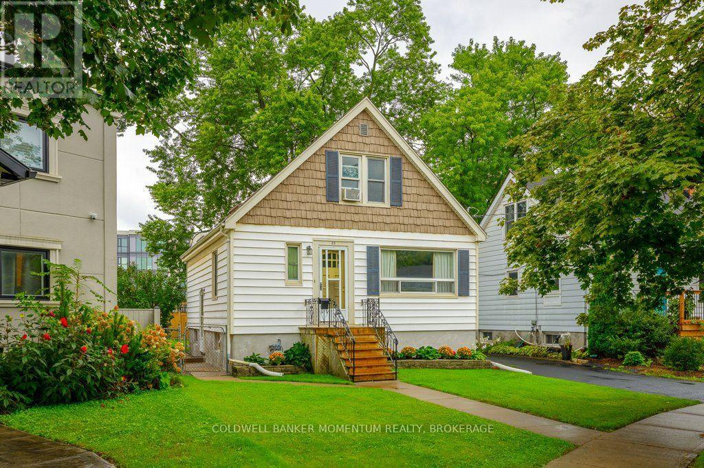 25 Clayburn Avenue Property Photo 1