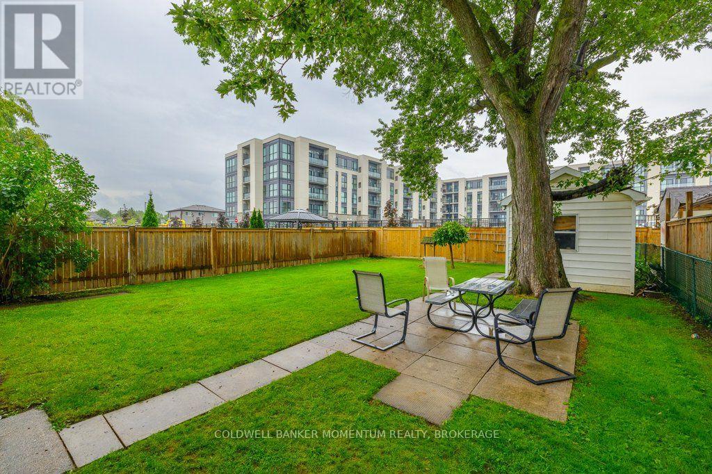 25 Clayburn Avenue Property Photo 26
