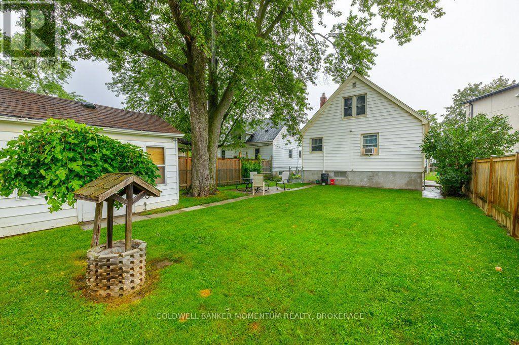 25 Clayburn Avenue Property Photo 28