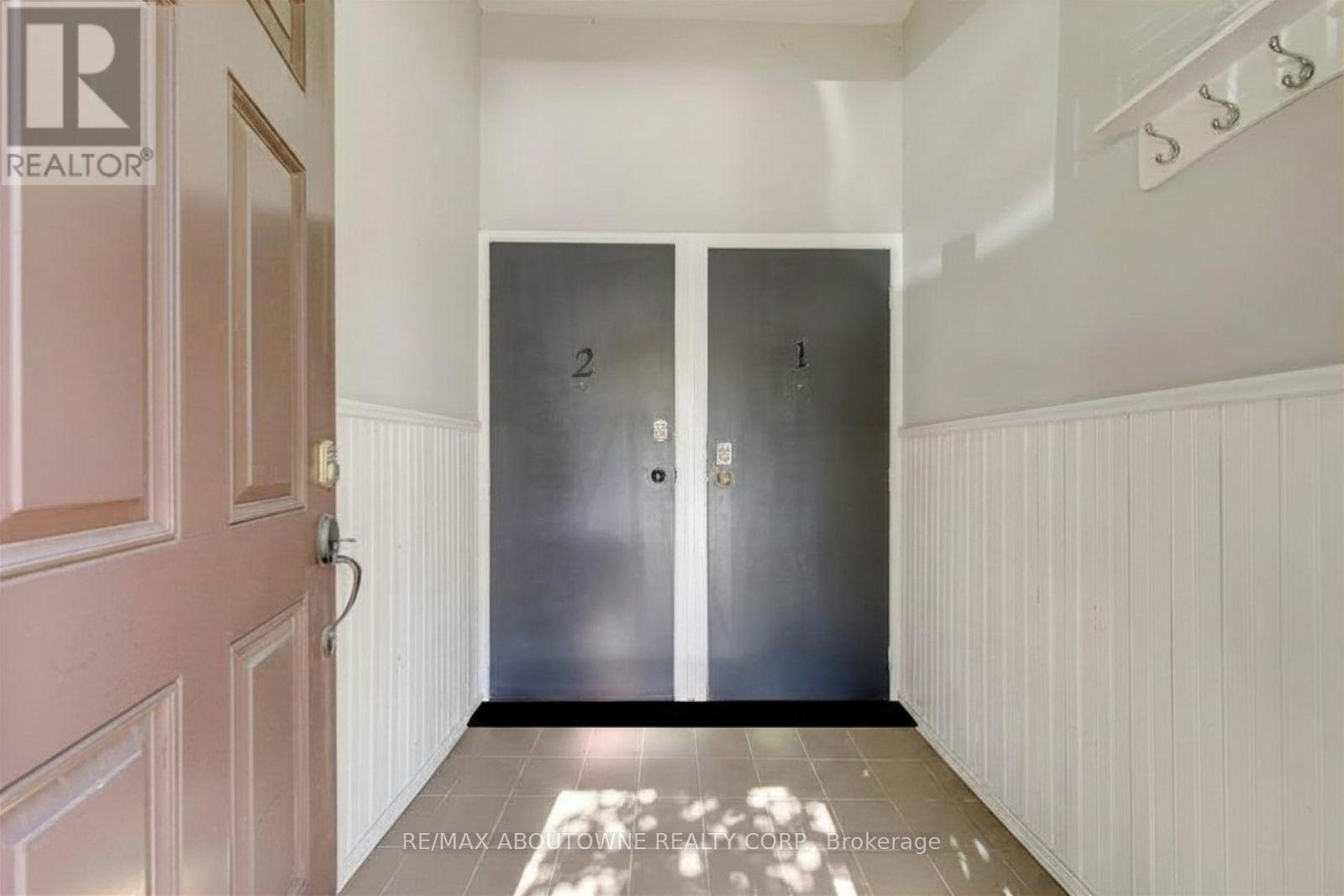 100 Grant Avenue Property Photo 3