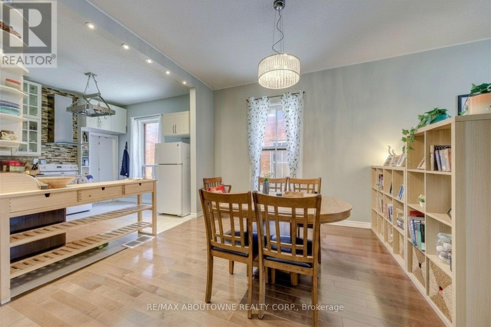 100 Grant Avenue Property Photo 8