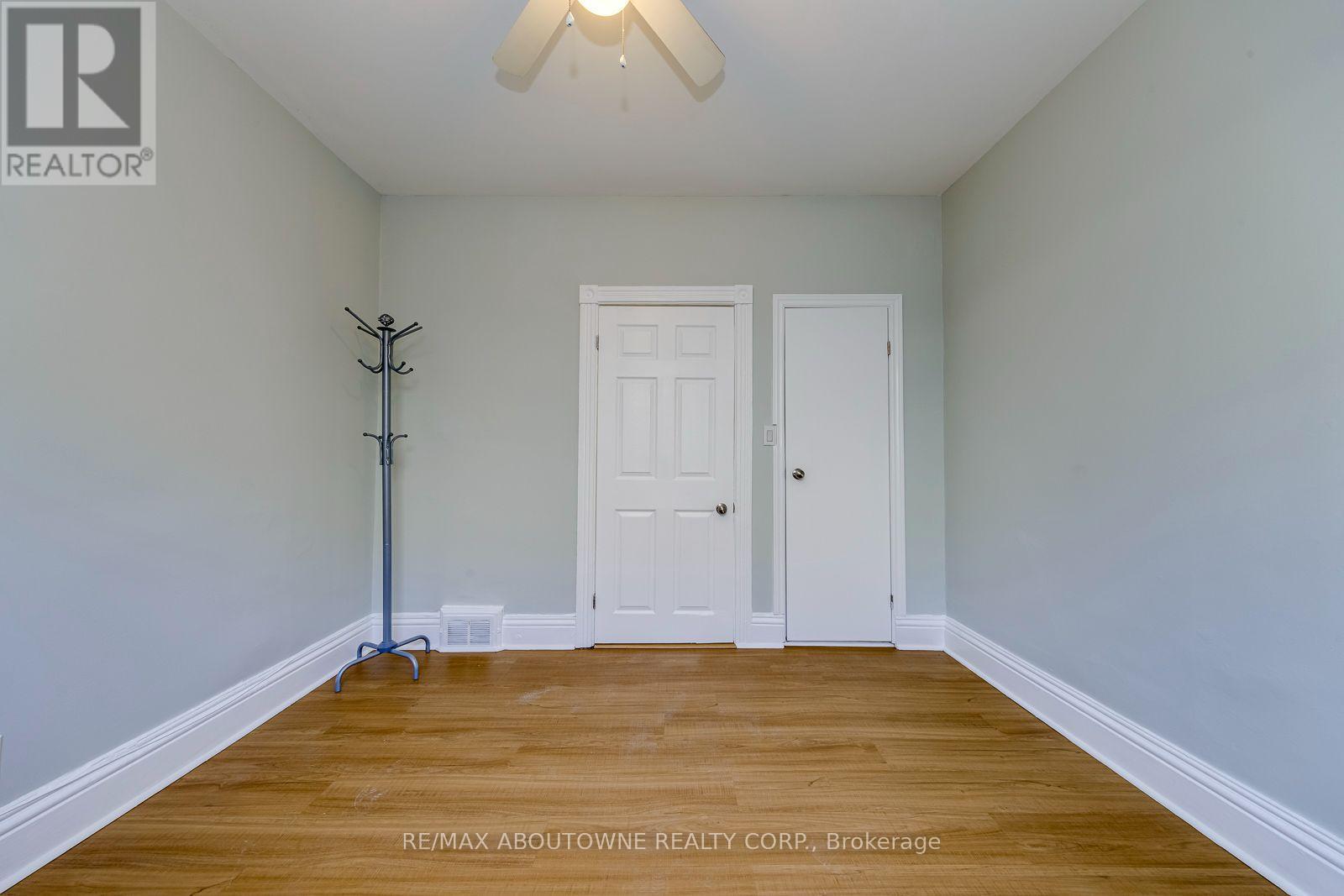 100 Grant Avenue Property Photo 25